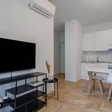 Apartment Citylife - 2br Milan